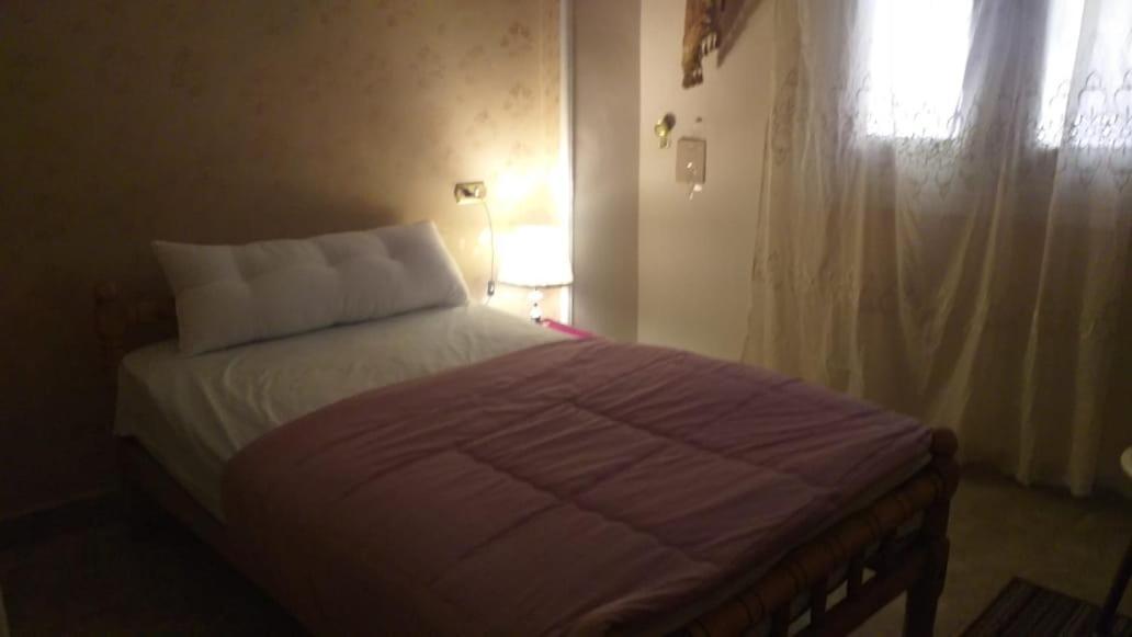 Pyramid Giza City Inn Kafret el-Gabal Kültér fotó